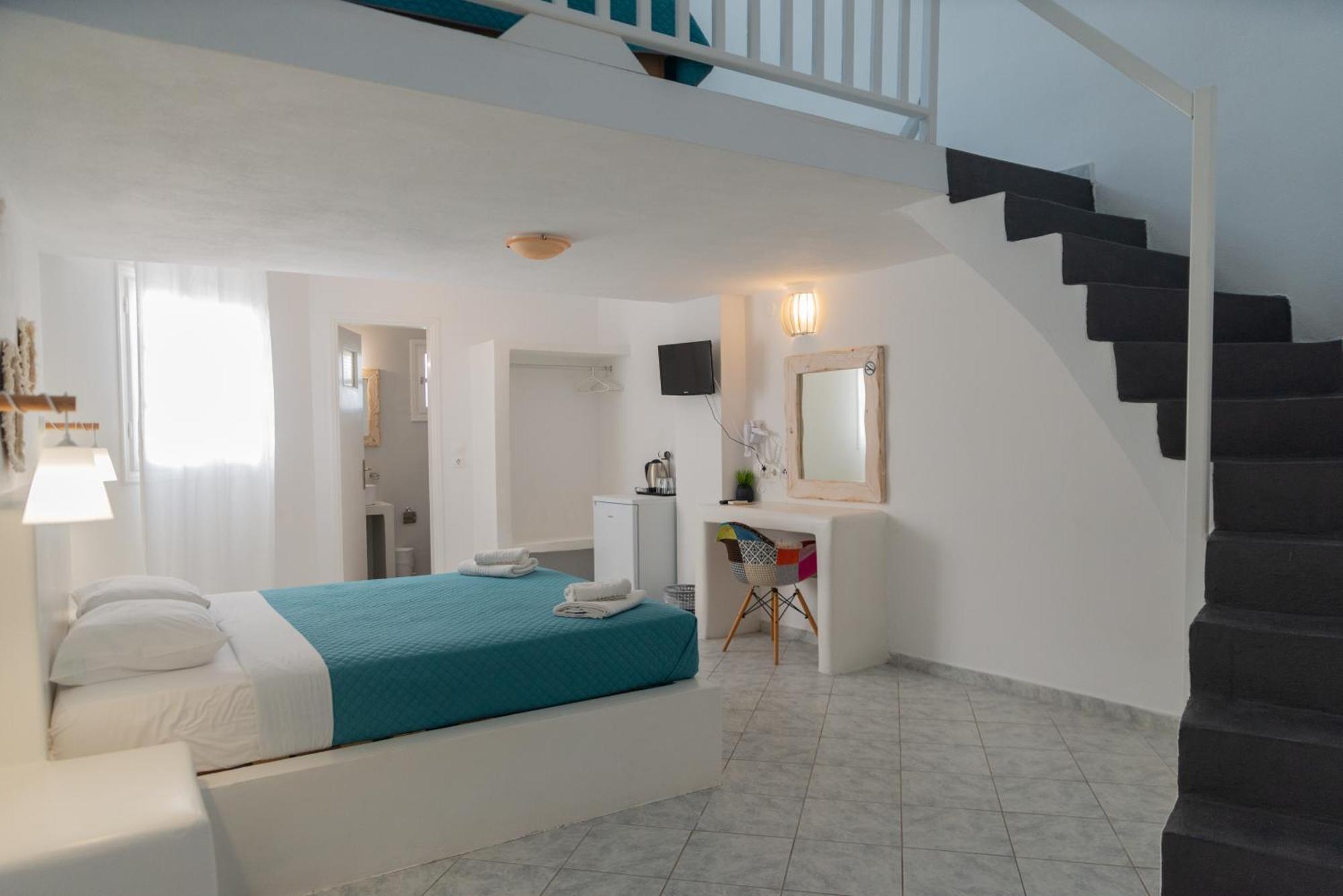 Sfiga Villas Perissa  Exterior photo